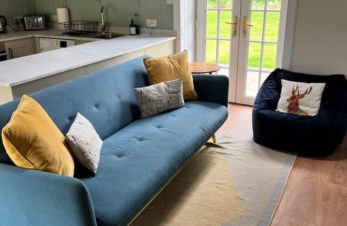 Blairgowrie Cottage | Tranquil Glenshee Cottage Retreat