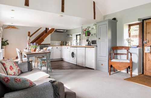 Stelling Minnis Cottage | Tranquil grade II listed barn next to historic windmill
