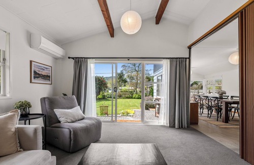 Lake Okareka House | Tranquil Hideaway - Lake Okareka Holiday Home