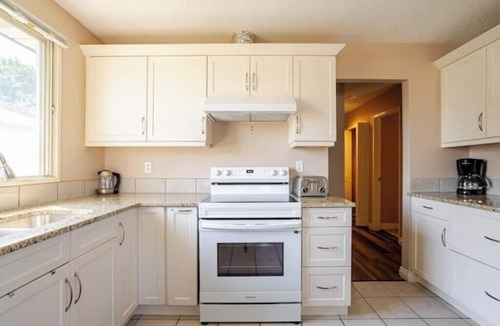 Southwest Calgary House | Tranquil Home in Bracewood Community of Calgary Southwest Alberta.