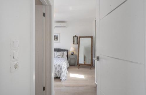 Aegina House | Tranquil house
