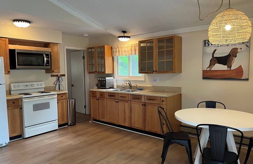 Lake Ann House | Tranquil Lakefront Cottage near Traverse City, Interlochen, Dunes, skiing, Pet
