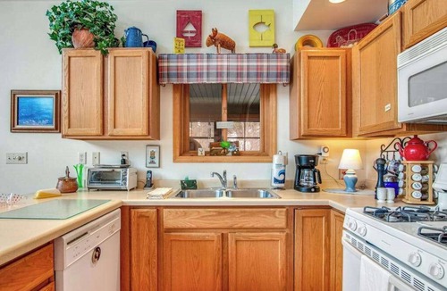 Woodruff House | Tranquil lakefront oasis with private dock, canoe, kayak, & three living areas
