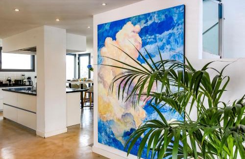 Vallpineda Villa | Tranquil large 6 bedroom family Villa sleeps 15 near Sitges