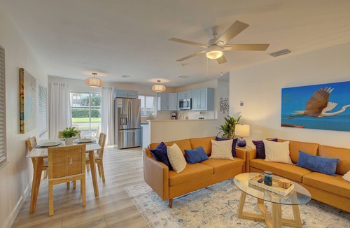 Dunedin Condo | Tranquil Locale King Beds 3 Miles 2 Downtown 1 Mile To Honeymoon Island