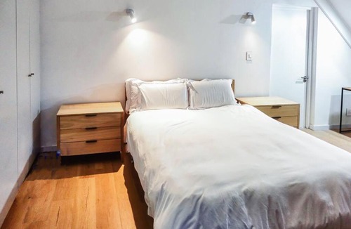 Stellenbosch Central Apartment | Tranquil Loft Design and Underground Parking