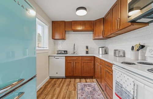 Olympic Hills House | Tranquil North Seattle Olympic Hill Rambler