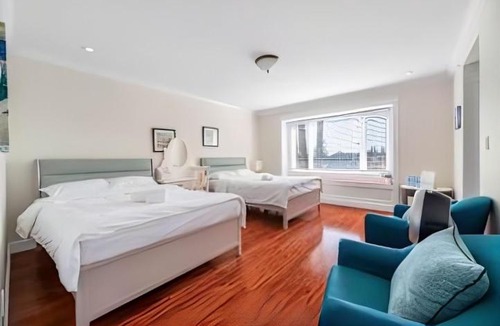 Vancouver South House | Tranquil Oakridge Mall Area Ensuite Stay - near Skytrain Station