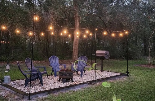 Deltona Lakes House | Tranquil & Peaceful Poolside Retreat Awaits You!