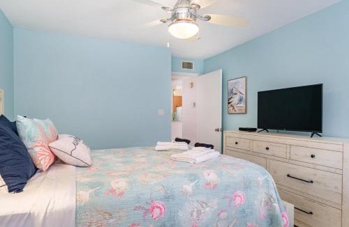 Ocean Side Village Apartment | Tranquil Pond Oasis - Coastal2