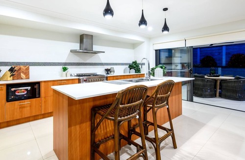 Bridgeman Downs Apartment | Tranquil Retreat Spacious Home with Pool