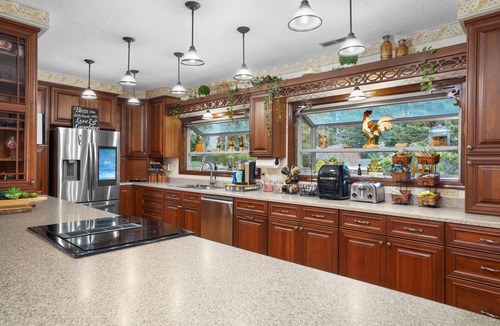 Boring House | Tranquil Retreat with Hot Tub/Swim Spa & Game Room