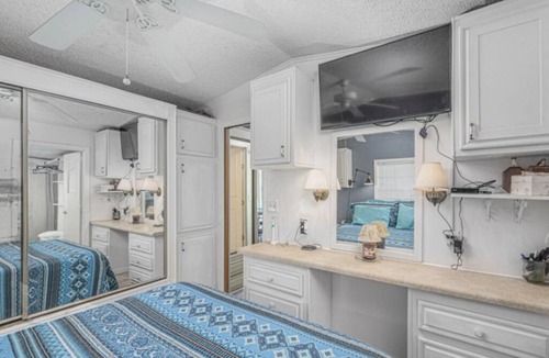 Hutchinson Island South Cottage | Tranquil River Cottage