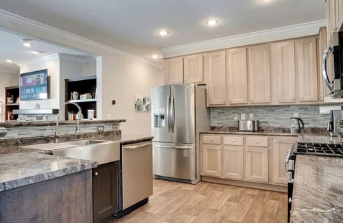 Asheville House | Tranquil Riverfront Retreat with Hot Tub near Waterfalls & Pisgah National Forest, Brevard NC