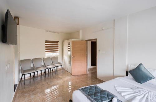 Ettumanoor Resort | Tranquil Riverview Inn
