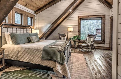 Cashes Valley Cabin | Tranquil Rose - Waterfront | Private Pool with Spa | Modern Luxury