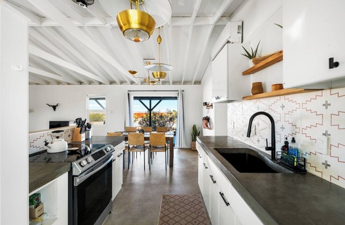 Joshua Tree Cabin | Tranquil Starlight Sanctuary
