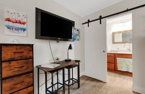 Trailer Estates Apartment | Tranquil Studio Condo located on marina in Sarasota FL. A boater's paradise.