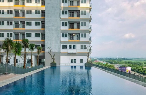 Kedungmanggu Apartment | Tranquil Studio For 2 Pax At Royal Sentul Park Apartment