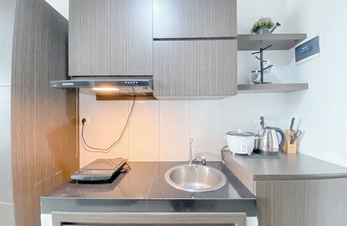 Sukajadi Apartment | Tranquil Studio Room At Dago Suites Apartment