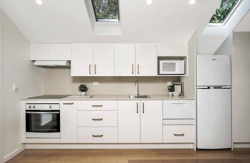 Naremburn House | Tranquil Studio - St Leonards - NBN01