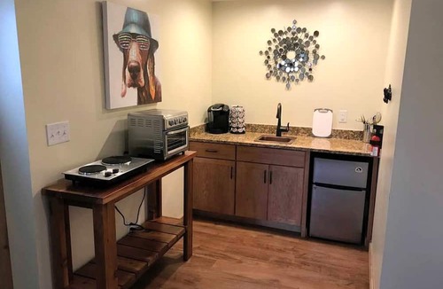 Schuyler House | Tranquil Vacation Rental Nestled in the Shenandoah Mountains of Howardsville, Virginia