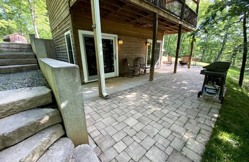 Schuyler House | Tranquil Vacation Rental Nestled in the Shenandoah Mountains of Howardsville, Virginia