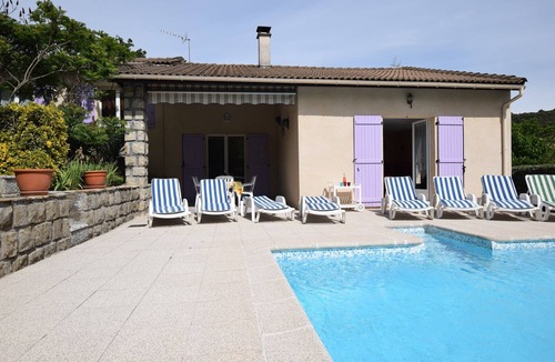 Sampzon House | Tranquil Villa at Rocher de Sampzon