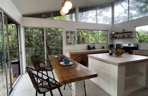 Santa Teresa Villa | Tranquil villa with pool nestled in the jungle