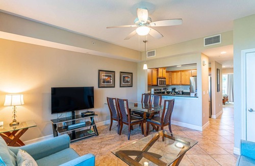 Ruskin House | Tranquil Waterfront Getaway in Little Harbor | 3-Bedroom Townhome |Exclusive Extended Stay Discounts