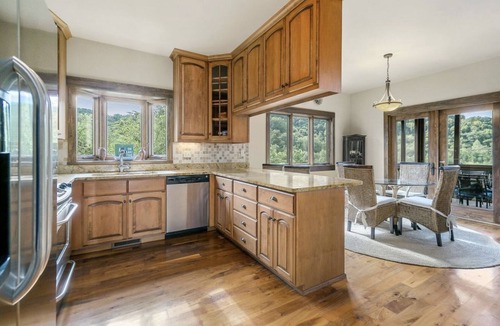 Smithville Cabin | Tranquil Waters Retreat: Hot Tub, Pool & Lake Views