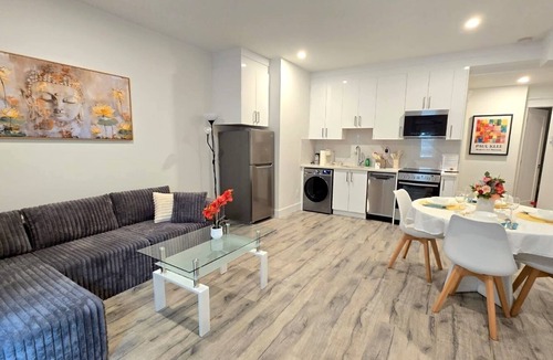 Burke Mountain House | Tranquil Zen Oasis | New Designer Home in Coquitlam | 10 mins to Downtown