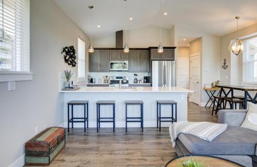 Ocean Shores House | Tranquility Base Cottage
