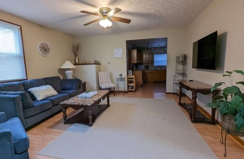 Downtown Dayton House | Tranquility Cottage- Close to UD