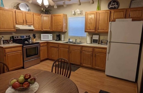 Downtown Dayton House | Tranquility Cottage- Close to UD