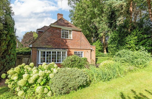 Basingstoke Cottage | Tranquility, In grounds of Dower house on large country estate in the Candover's