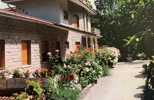 Grizzana Morandi Apartment | Tranquility Personified 1-bedroom apartment 100m from Borgo La Scola with WiFi