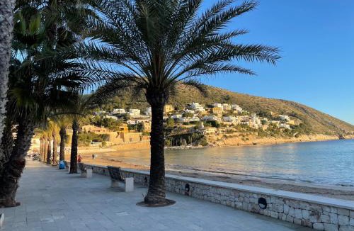 Cumbre del Sol Apartment | Tranquility, sun, breathtaking views & 7 minutes drive to sea