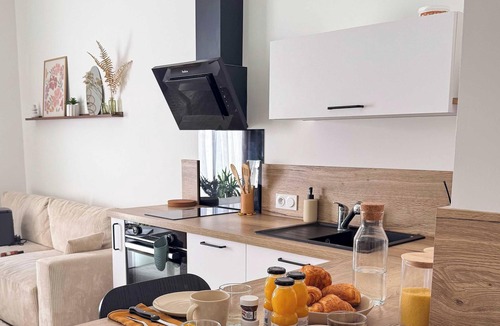 Les Herbiers Apartment | Tranquiloue - Appart Cocooning - 20min Puy du Fou