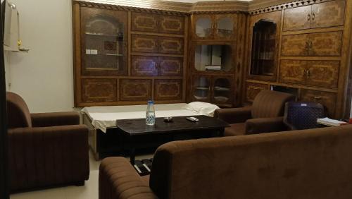Varanasi Hotel | Trans Varuna Inn
