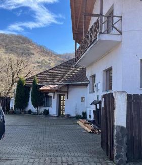 Saschiz Hotel | Tranzit