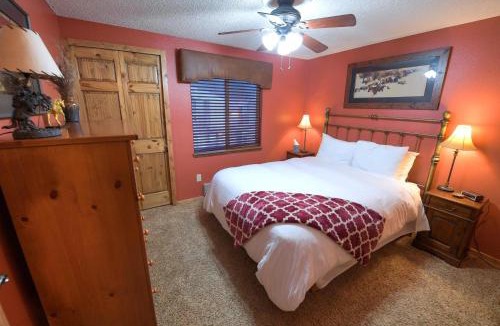 West Yellowstone House | Trapper Condo Unit 3