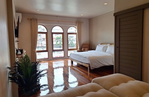 Bang Phra Hotel | Trat Hometown