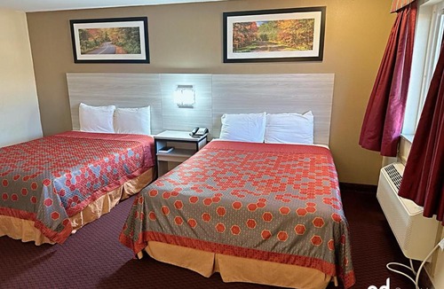 Three Bridges Hotel | Travel Inn & Suites Flemington