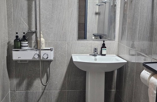 Busanjin Hostel | Travel Light Hostel