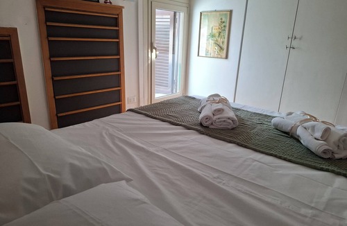 Zona XXVIII Tor de' Cenci Apartment | 🌍Travel, Live, Return🏡 is a bright and cozy designer loft.