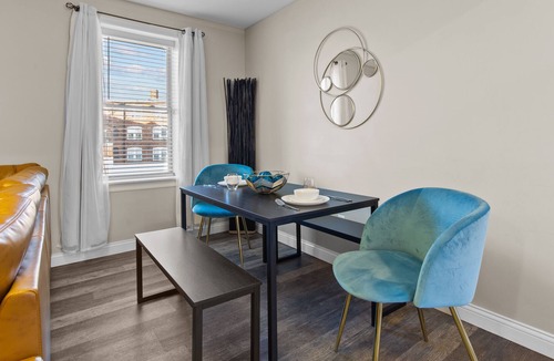 Mitchell Apartment | Travel RN or Corporate Suite I JZ Vacation Rentals