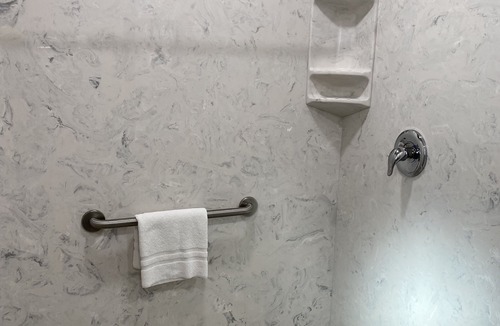 Downtown Eugene Hotel | Travelers Inn Eugene University