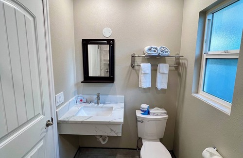 Downtown Eugene Hotel | Travelers Inn Eugene University