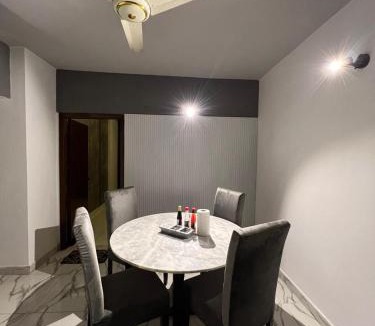 Gulshan-e-Iqbal Apartment | Travellers Heaven 2BR APT Gulshan Iqbal 13-E
